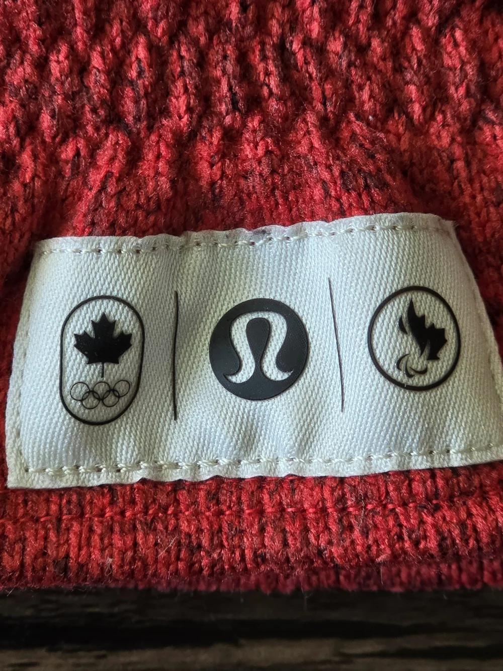 Kids Red Canada Mittens - Unbranded